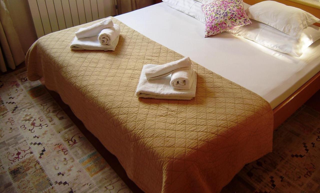 Apartments Iris 코츌라 외부 사진